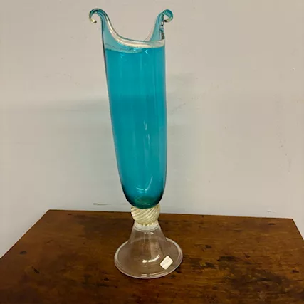 Vaso in vetro Murano color Turchese e oro . firmato inciso