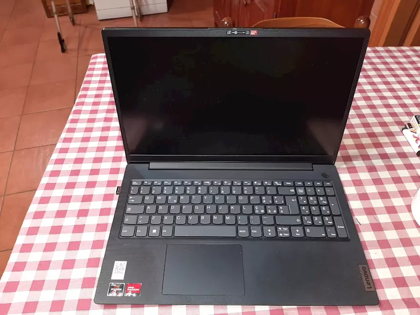 Foto 2Pc lenovo G4 AMN-Type 82YU