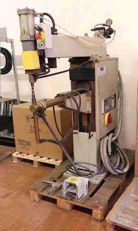 Puntatrice 60 KVA.