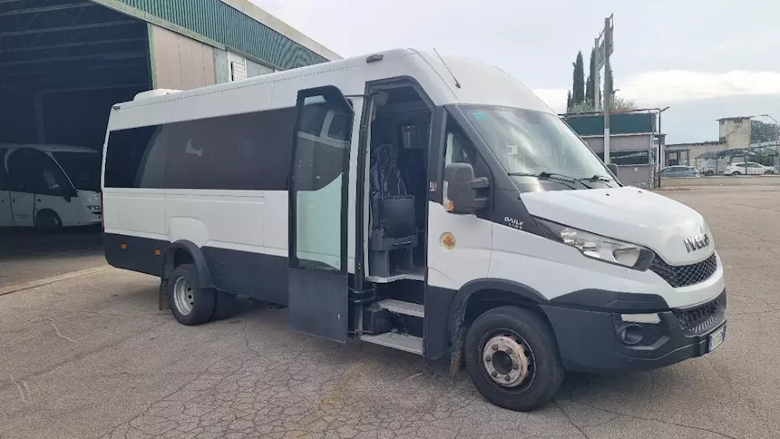 Foto 6Daily Euro 6 Marca Iveco Anno 2017, cambio manuale