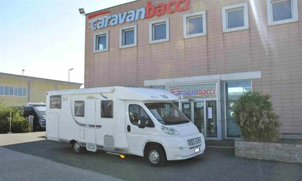 Camper Semintegrale MC Louis Steel 425