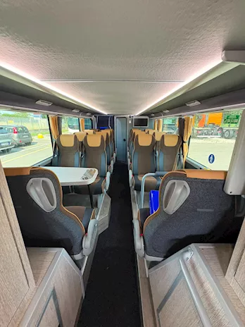 Volvo 9700 DD Superior Km 1 Euro 6, colore esterno, cambio automatico - Anteprima 3