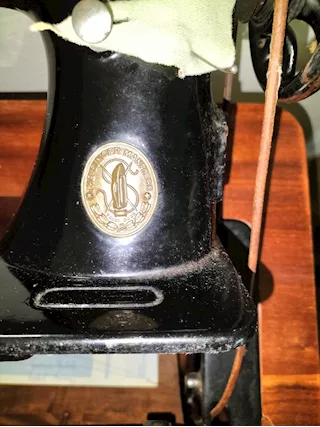 Macchina da cucire Singer vintage