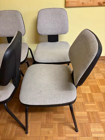 Set di sei sedie da ufficio senza rotelle, ottimo stato - Foto 6