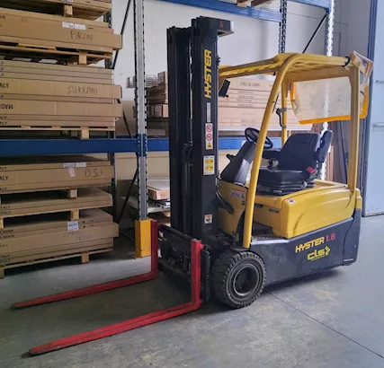 Muletto elettrico Hyster 16 usato