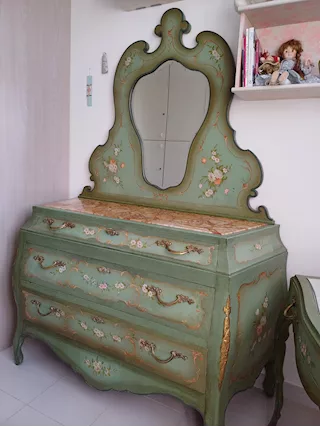 Cassettiera primi del 900 stile veneziano