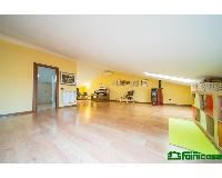Villa su 3 Livelli 265MQ
