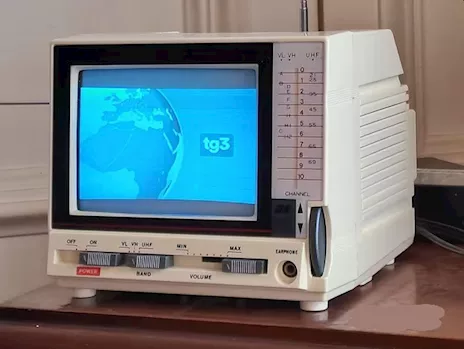 Mini TV con CRT4Audiosonic