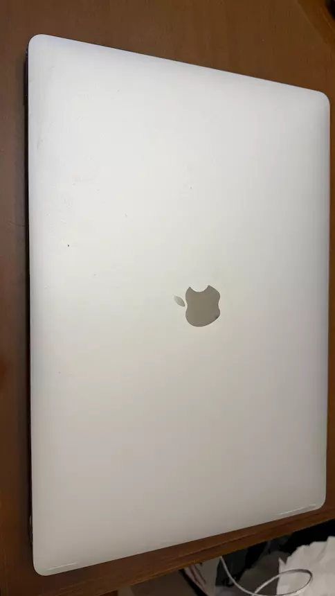 MacBook Pro 16 pollici 2019 + zainetto Piquadro