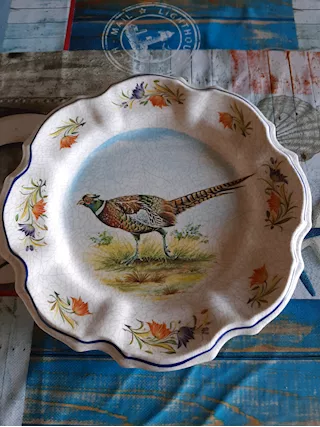 Piatto decorativo in plastica dura