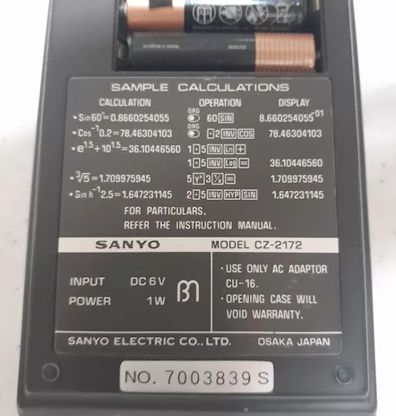 Calcolatrice scientifica vintage Sanyo Scientific 102 (model, modello CZ - Anteprima 4