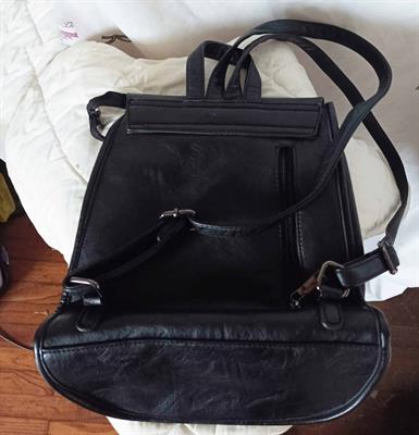 Borsa da Donna in Pelle Stile Zainetto, colore nero - Foto 3
