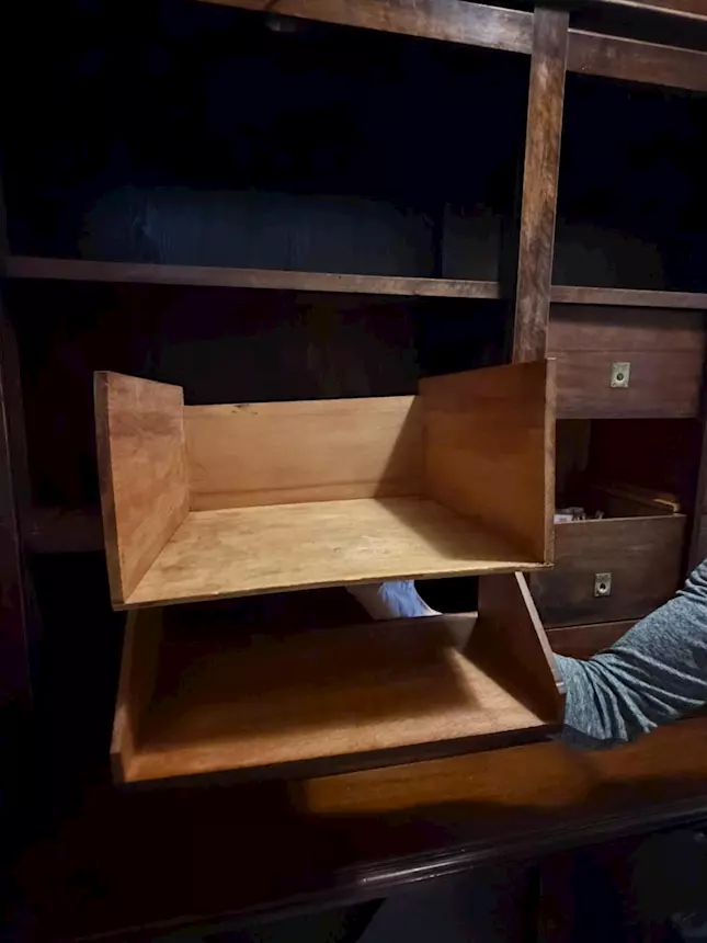 Credenza antica in due corpi con ante a serrande, ottime condizioni - Foto 3