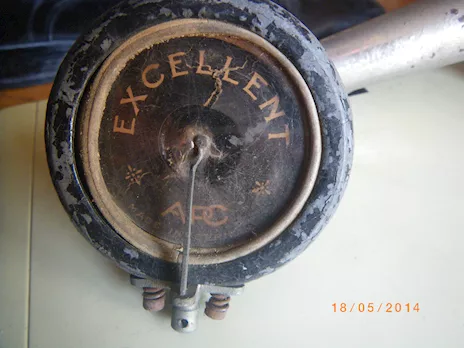 Braccetto per grammofono meccanico