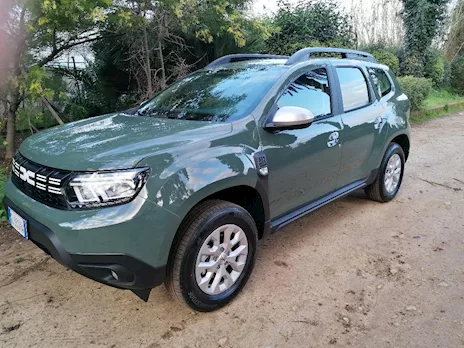 Dacia Duster benzina/GPL - 35.000 km - 15.500 €