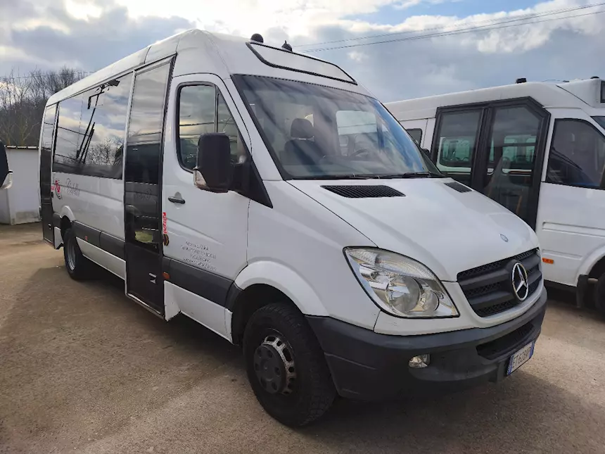 Foto 6Mercedes Sprinter e Volkswagen Crafter, servizio urbano Anno 2018