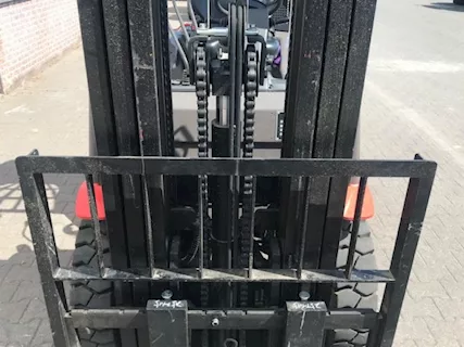 Carrello usato Diesel Manitou MI25D, anno 2019 - Foto 4