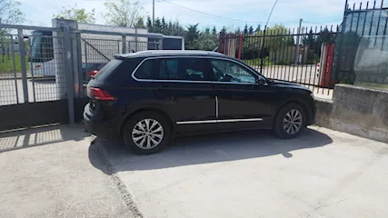 Volkswagen Tiguan del 2017 in ottime condizioni Km 180000, unico proprietario - Foto 3