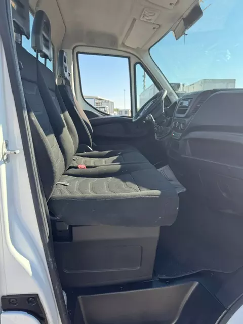 Foto 7Iveco Daily 35C11 con gru EFFER e cassone fisso Anno 2014, ottime condizioni