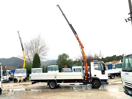 Camion Iveco Eurocargo 75e15 cassone fisso e gru, marca stern - Anteprima 8