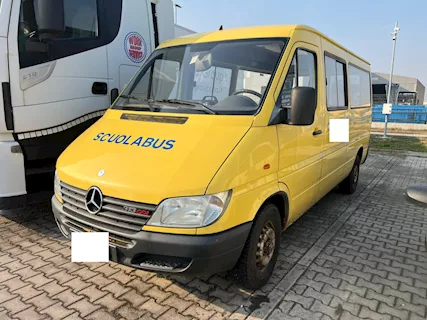 Mercedes 313 CDI scuolabus 16+1+1 Anno 2000 Km 260783 Euro 3 - Foto 2