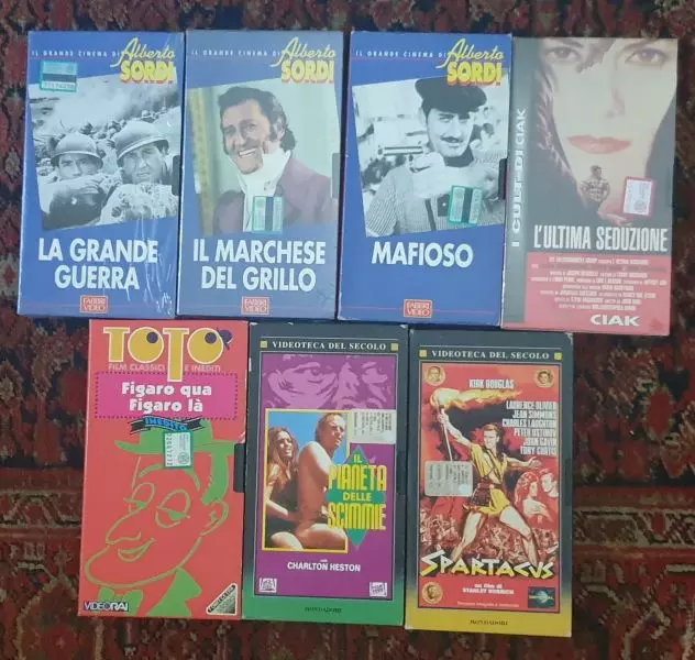 Lotto di 7 VHS da collezione