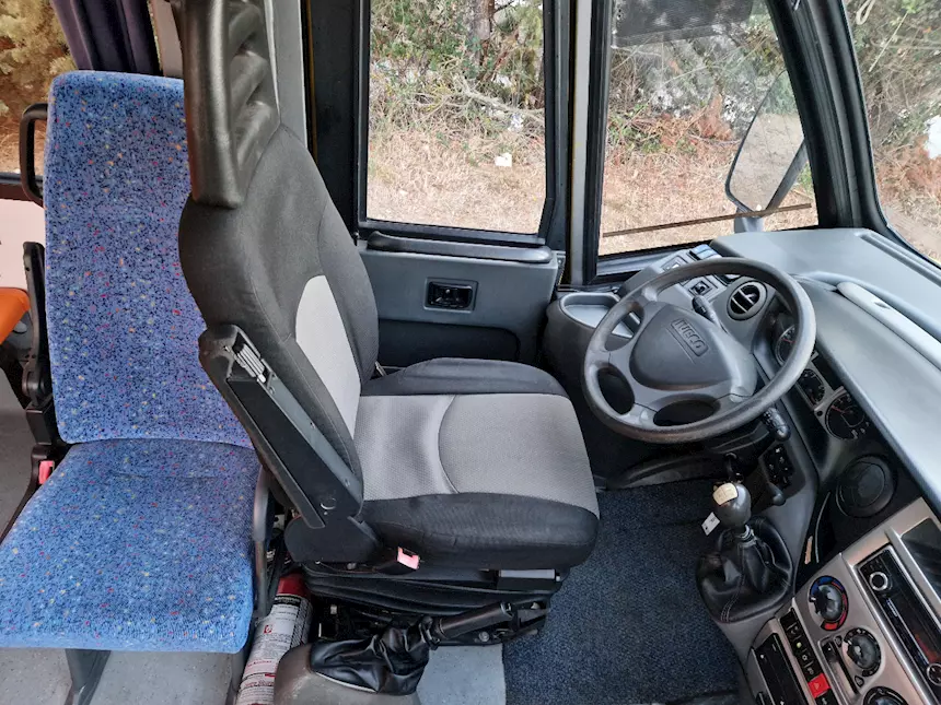 Foto 7Cacciamali Euro 5 49 posti Marca Iveco Anno 2010 Km 231000