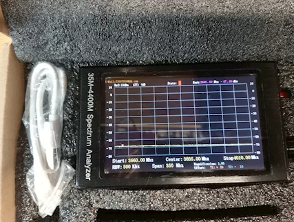 Analizzatore di Spettro portatile display da 4,3 pollici