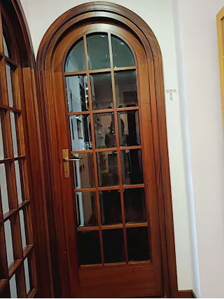 Due Porte in legno