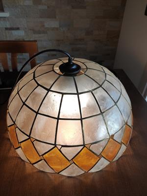 Lampadario in plastica colorata