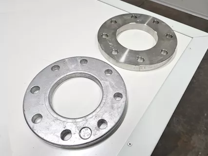 Flange per tubi in inox e alluminio usate