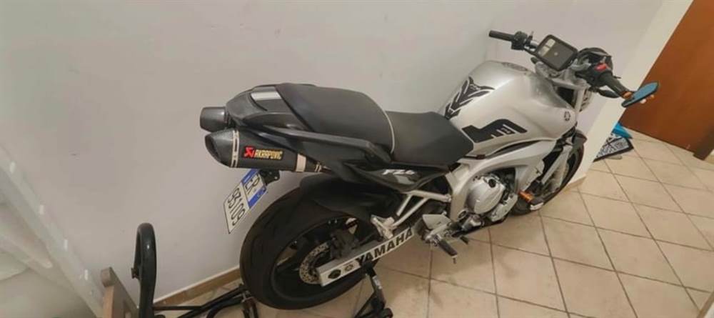 Yamaha FZ6