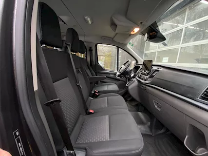 Vendita Ford nove posti