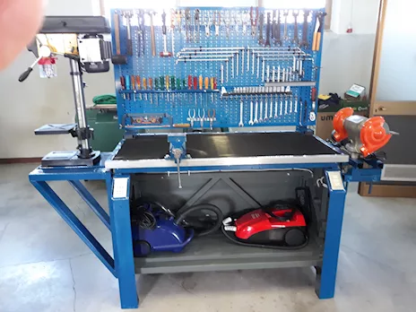 Banco da lavoro completo per officina