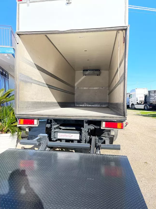 Foto 3Iveco Stralis AD260S31 EEV cella frigo Anno 2012 Km 650000, marca Zepro