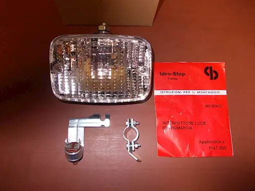 Fanalino e interrutore luce retromarcia Fiat 850