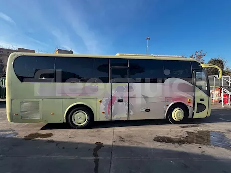King Long XMQ6900, 2012, 37 posti, Euro 5 Km 665238, cambio: manuale - Anteprima 9