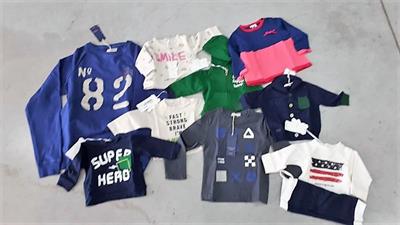 Stock Abbigliamento da Bambino Mix Brand