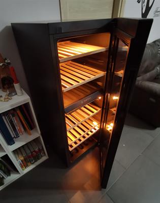Cantinetta per vini Dual Space, marca Haier, mai usata - Foto 3