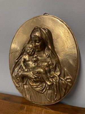 Antico bronzo raffigurante vergine con bambino, Ovale