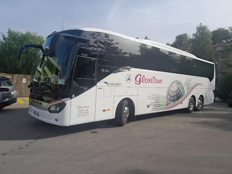 Setra 516 tre assi