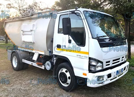 Compattatore rifiuti Isuzu NQR 75
