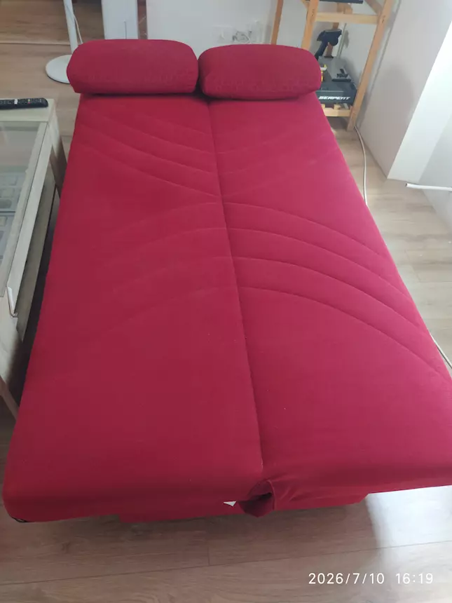 Foto 3Divano letto rosso come nuovo