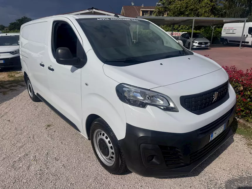 Peugeot Expert 1.5 HDI 120 CV E6D-I 2023 Km 88000 Euro 6, modello passo