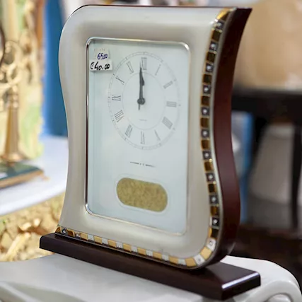 Orologio con Cornice in Argento Rifinito - 24221