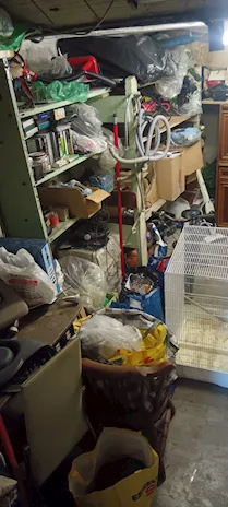 Articoli per mercatino c'è un pò di tutto anche vestiti da