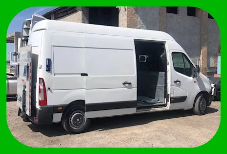 Renault Modello Master con Rampa Idraulica Posteriore Anno 2015 - Foto 2
