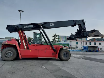 Kalmar Reach Stacker