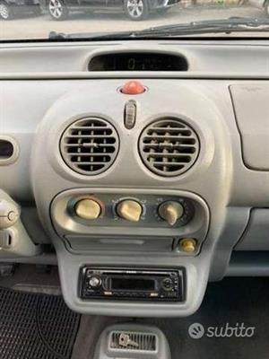 RENAULT Twingo 1ª serie - 1999 Km 155416 Utilitaria Benzina, anno 11 - Foto 3