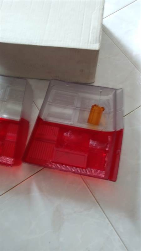 Plastica fanale posteriore Fiat uno turbo bianchi, marca Leart - Foto 6